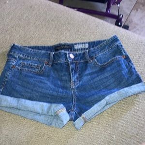 Woman’s shorts